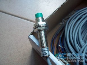 PM12-04P 台湾阳明FOTEK传感器