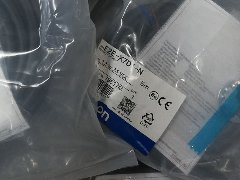欧姆龙接近开关传感器E2E-X7D1-N 2M